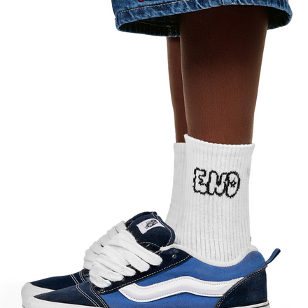 Respawn Socks – White